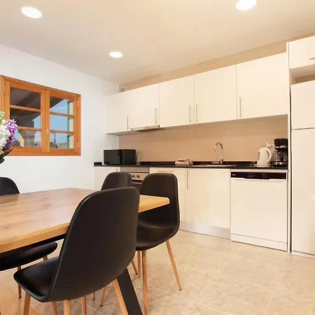 5-bedroom To Enjoy With The Family By Renthousing Holiday home Pollenca