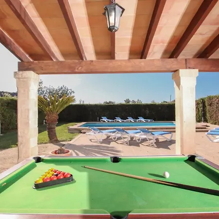 Holiday home 5-bedroom To Enjoy With The Family By Renthousing *