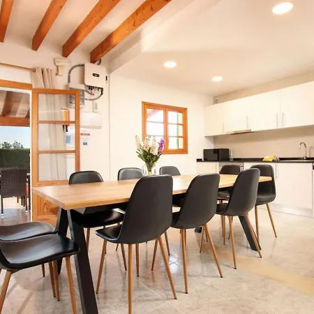 5-bedroom To Enjoy With The Family By Renthousing Pollenca