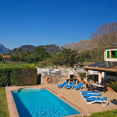 Semesterbostad 5-bedroom To Enjoy With The Family By Renthousing