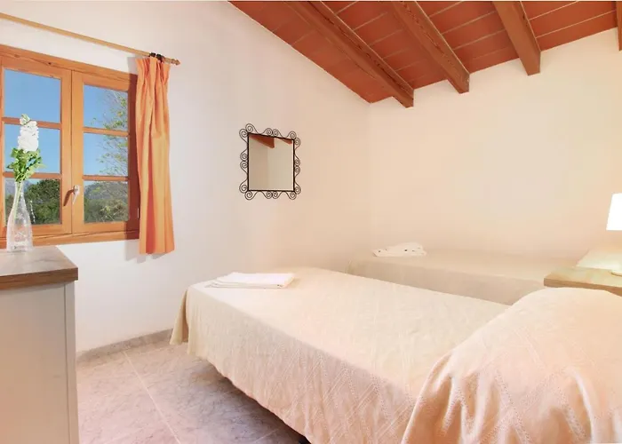 5-bedroom To Enjoy With The Family By Renthousing Сasa de vacaciones