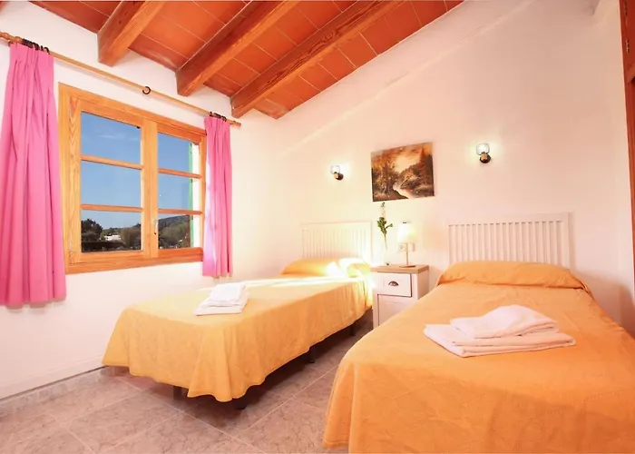 5-bedroom To Enjoy With The Family By Renthousing Pollença
